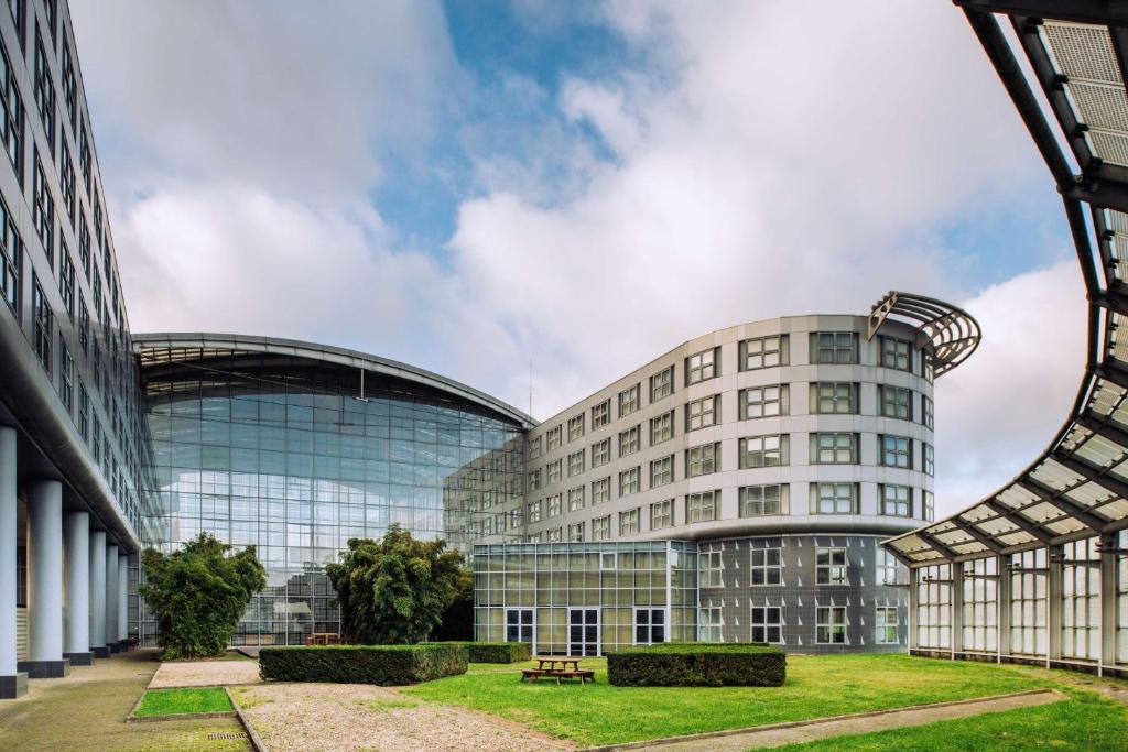 The Atrium Hotel & Conference Centre Paris CDG Airport